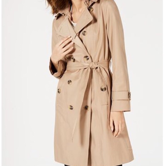 London Fog Jackets & Blazers - London Fog, Women double breasted trench size 4P